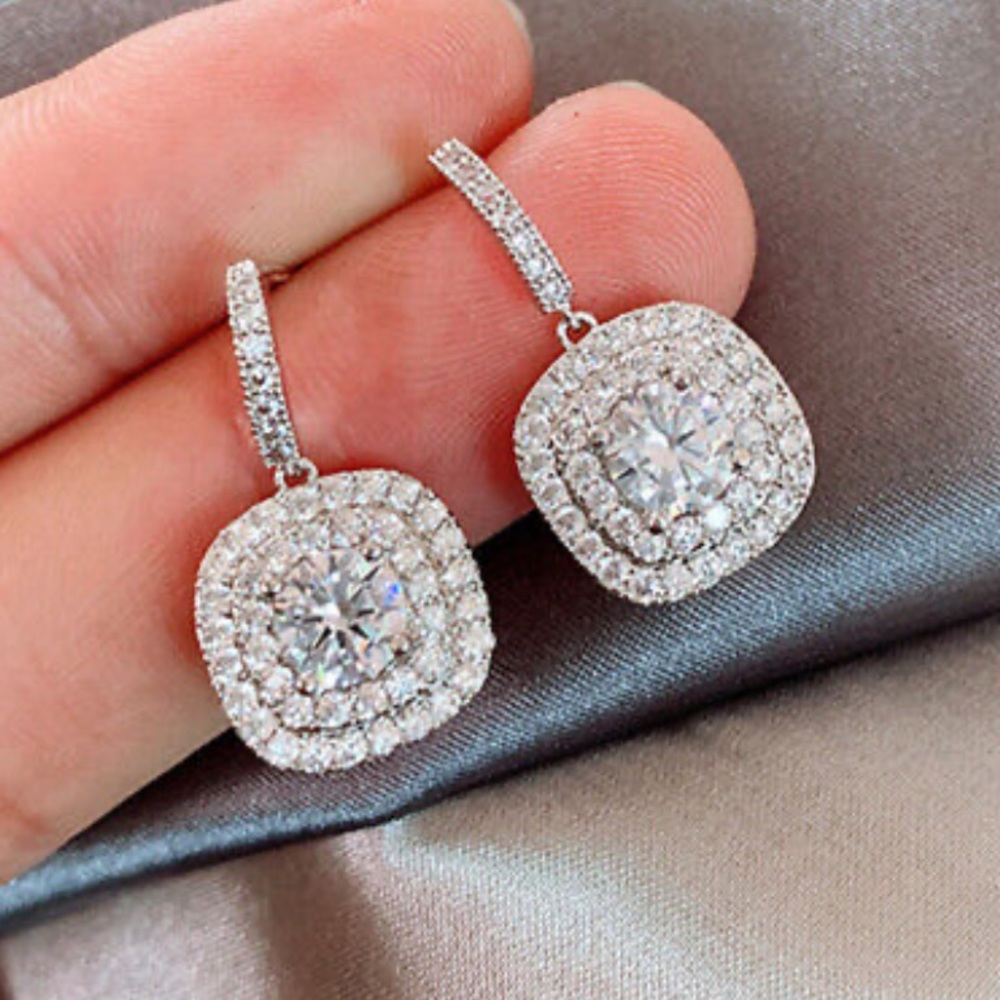 NWT STERLING SILVER DIAMOND EARRINGS